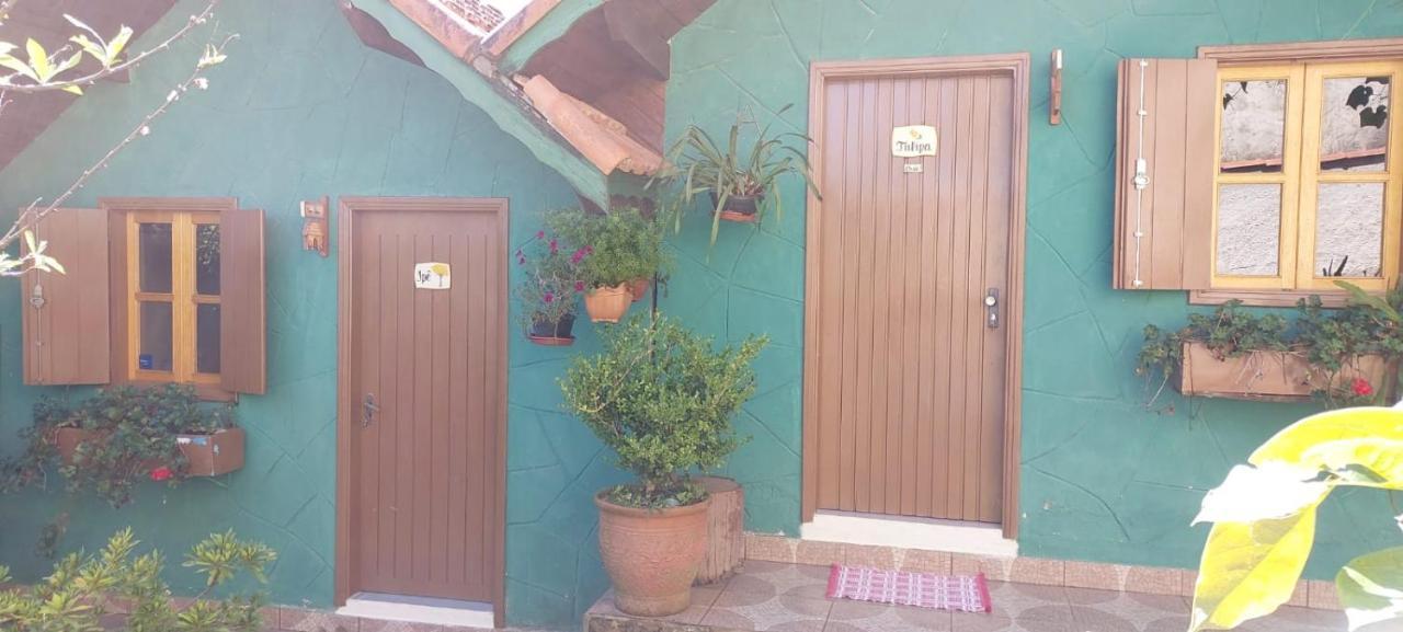 Casa Moreira´s Chalés Monte Verde  Exterior foto